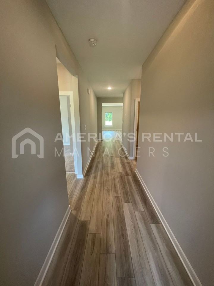 130 Flintlock Way - Photo 3 of 32