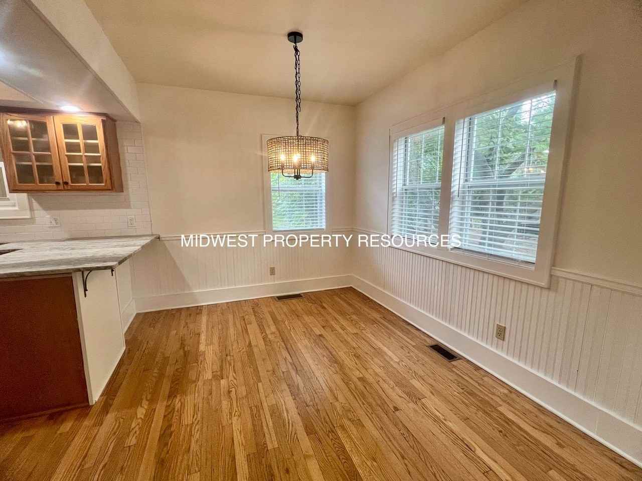 501 Se Miller St - Photo 7 of 29