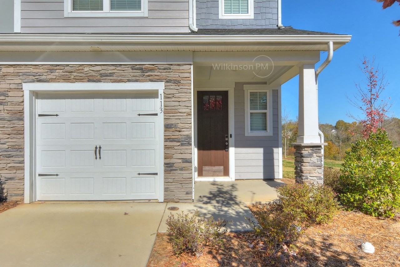113 Wilkinson Ct Se - Photo 3 of 37