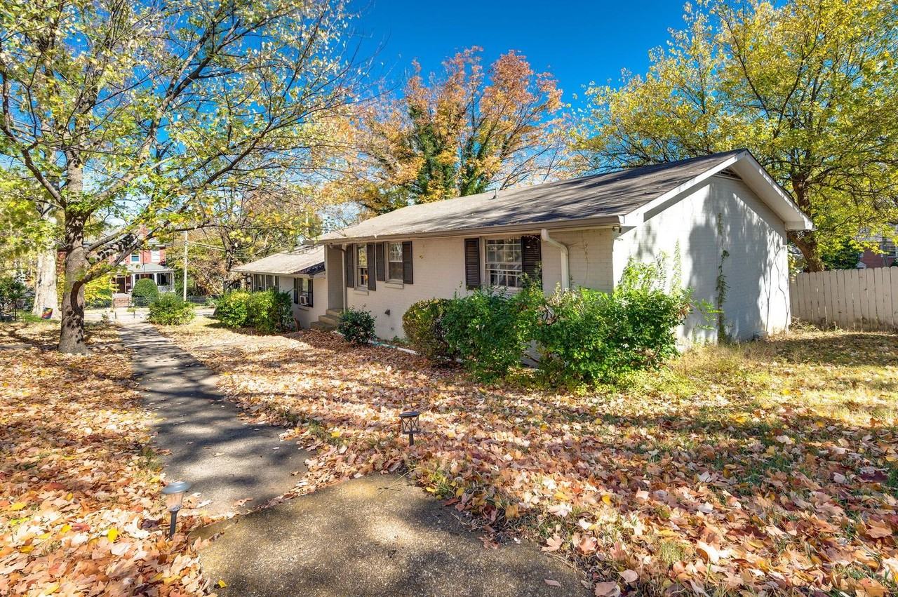 1803 Blair Blvd #B - Photo 3 of 26