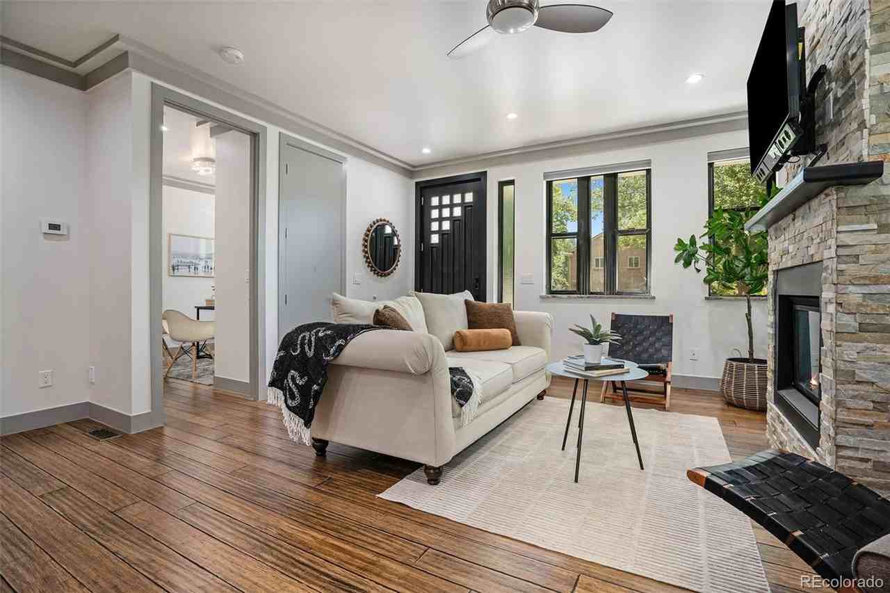 3422 Utica St - Photo 5 of 12