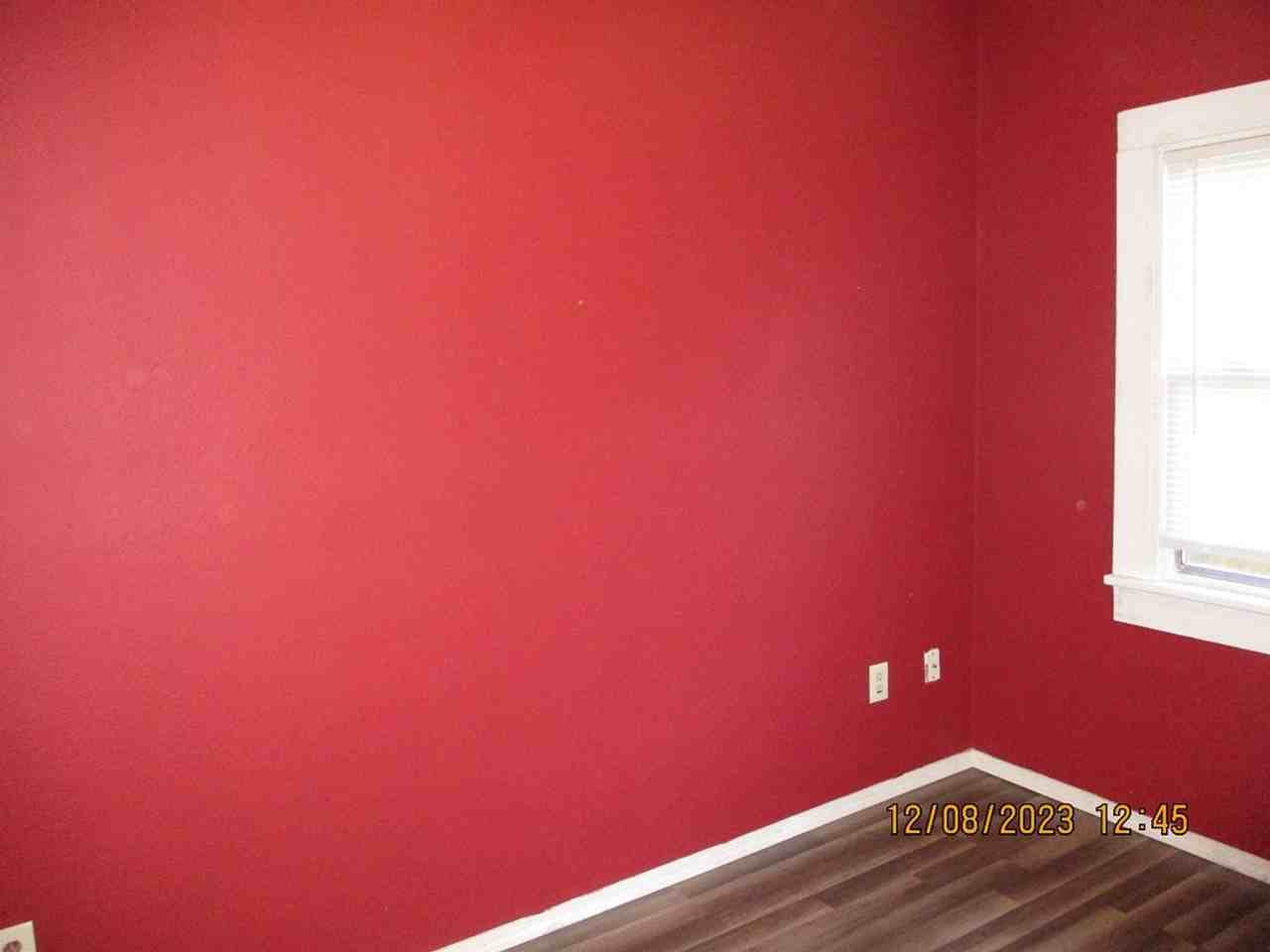 916 Lincoln St - Photo 6 of 8