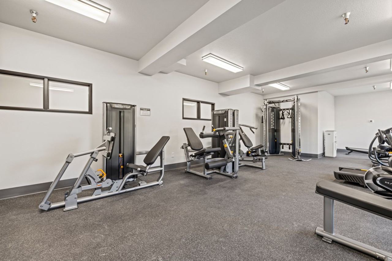 151 N Williams Ave #223 - Photo 6 of 10