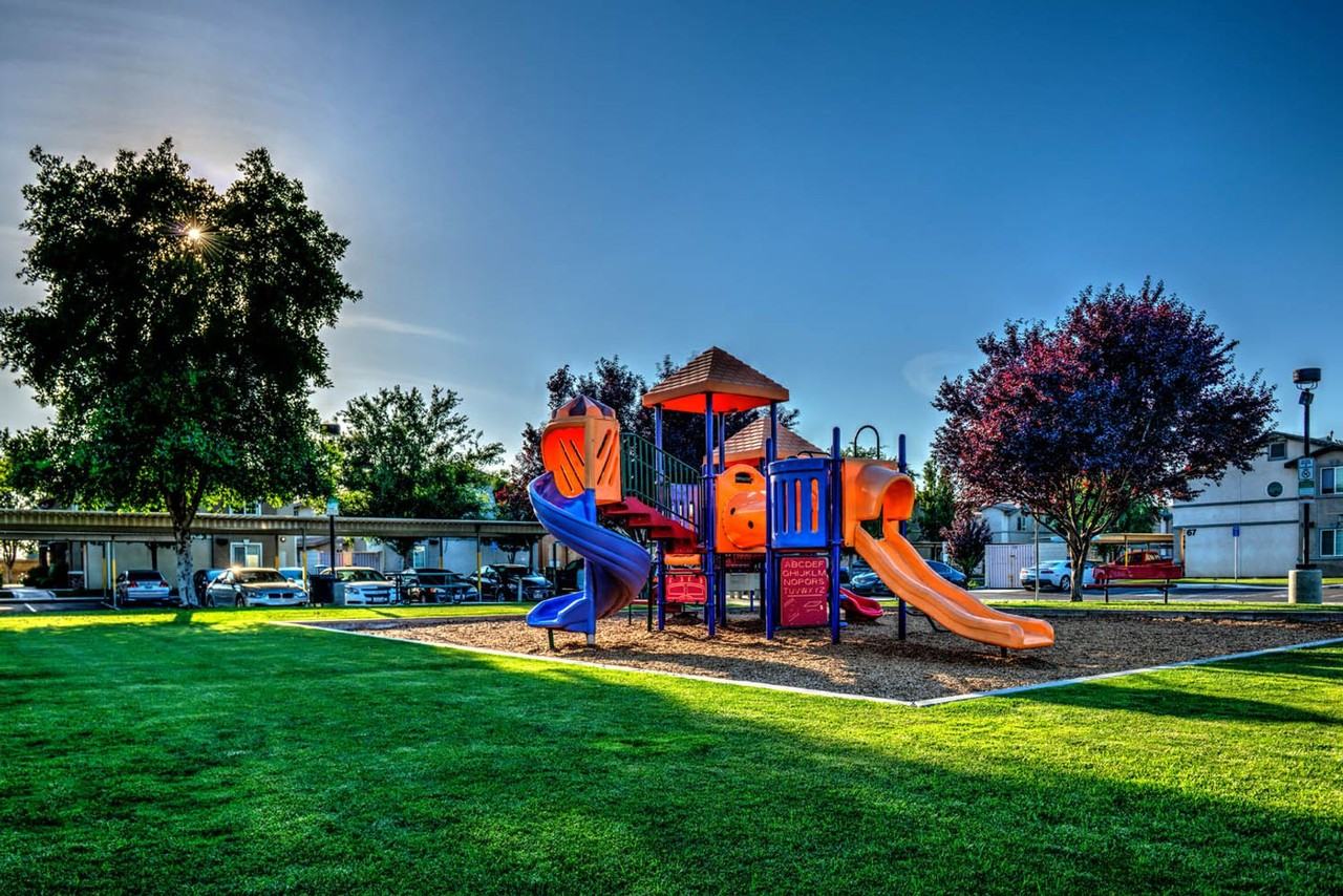 600 600 Hosking Ave- 2 Bed / 1.5 Baths - Photo 6 of 20