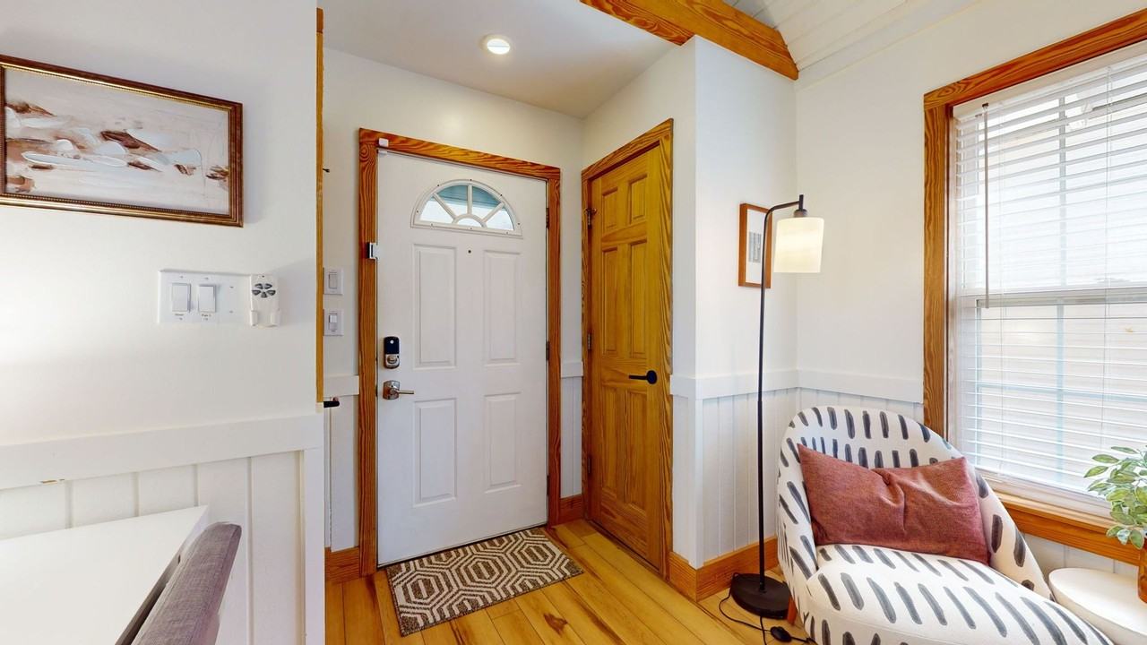 700 Method Rd - Photo 2 of 30