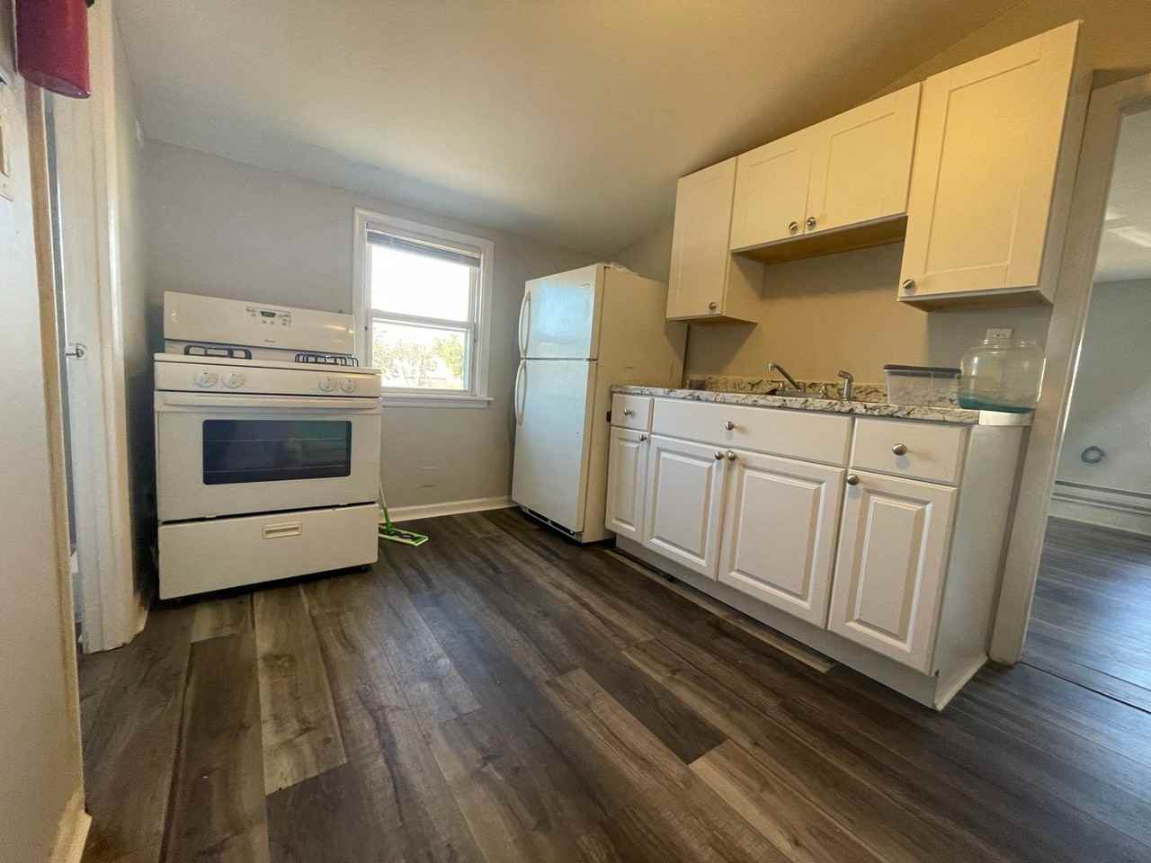 20 W 2nd Ave, Runnemede, NJ 08078 1 Bedroom Apartment for Rent