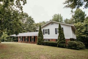 featured image of 150 Pineview Drive