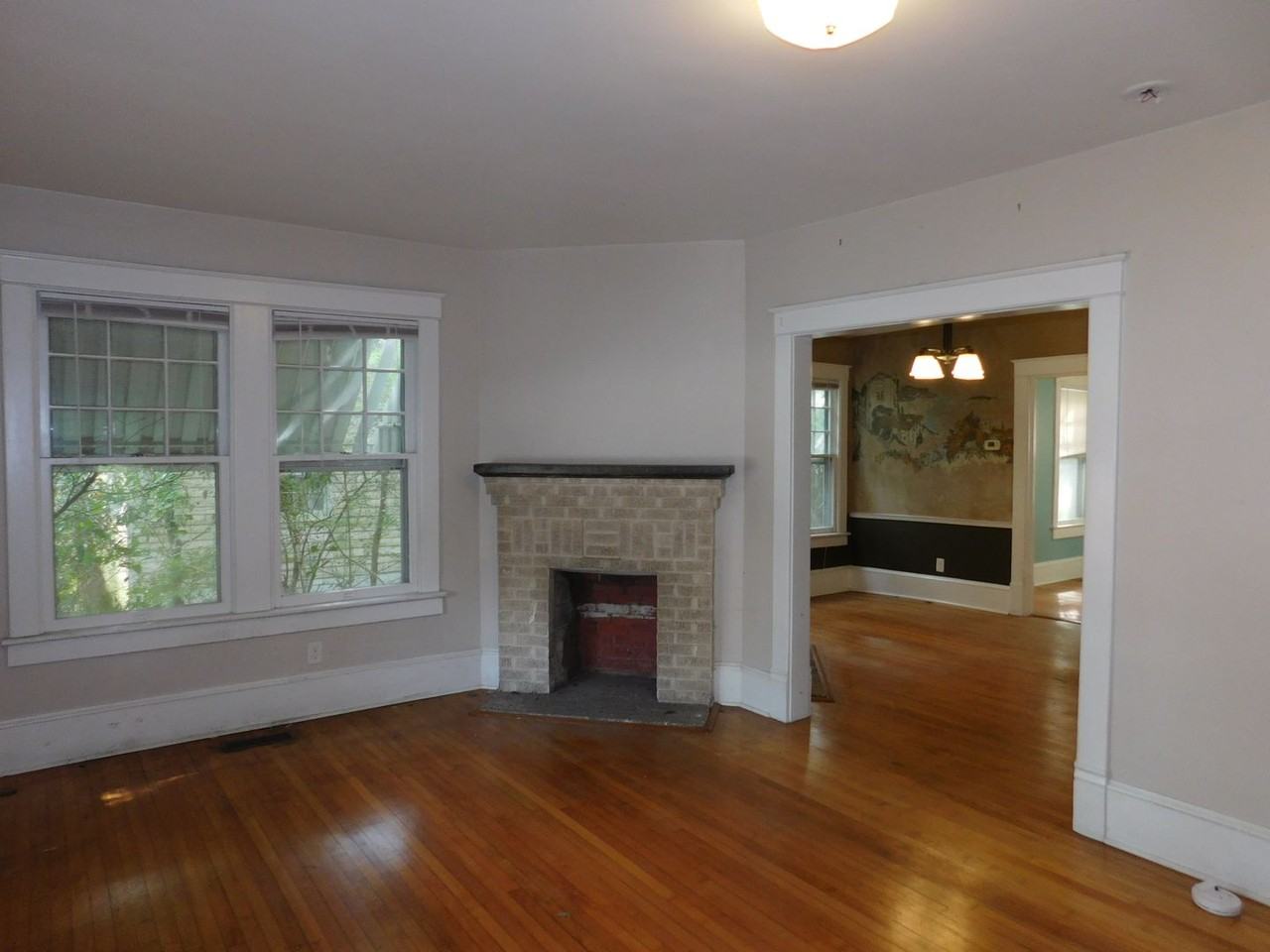 605 Johnson St - Photo 3 of 33