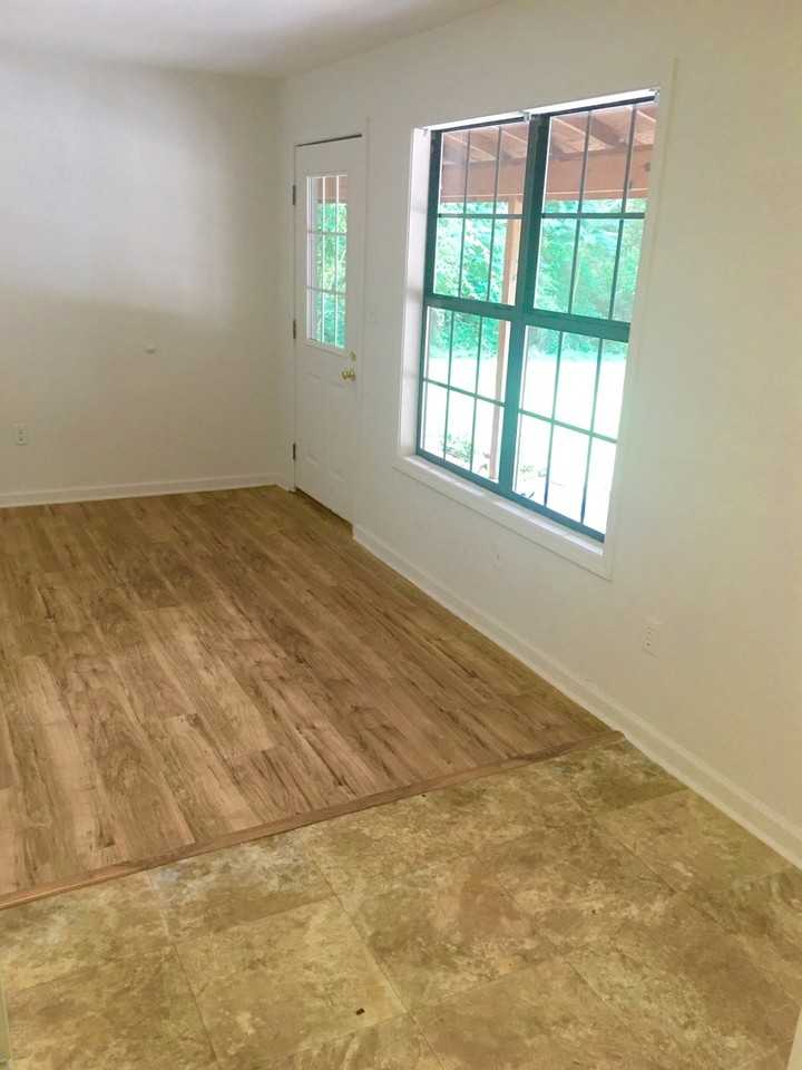 1640 Alderson Loop - Photo 5 of 16