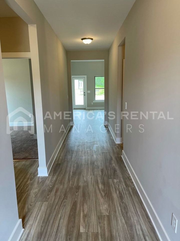 15597 Crimson Ridge Cir - Photo 6 of 19