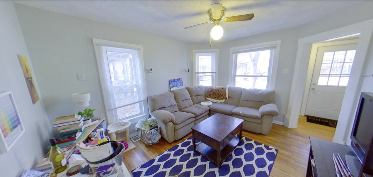 719 Leavenworth St - Photo 2 of 7