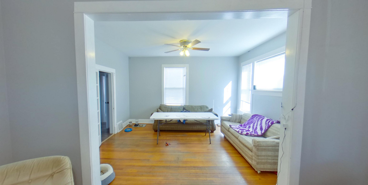 1648 Leavenworth Street - Photo 4 of 14