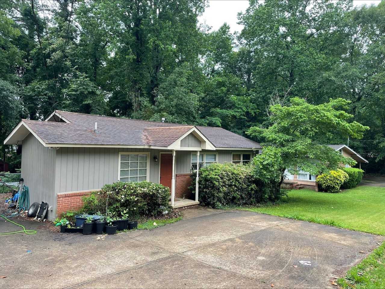 714 Harper Ave - Photo 2 of 3