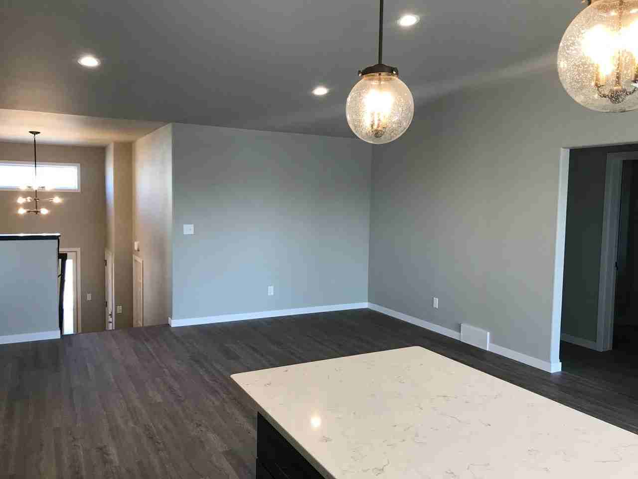 821 Cathy Dr W - Photo 4 of 19