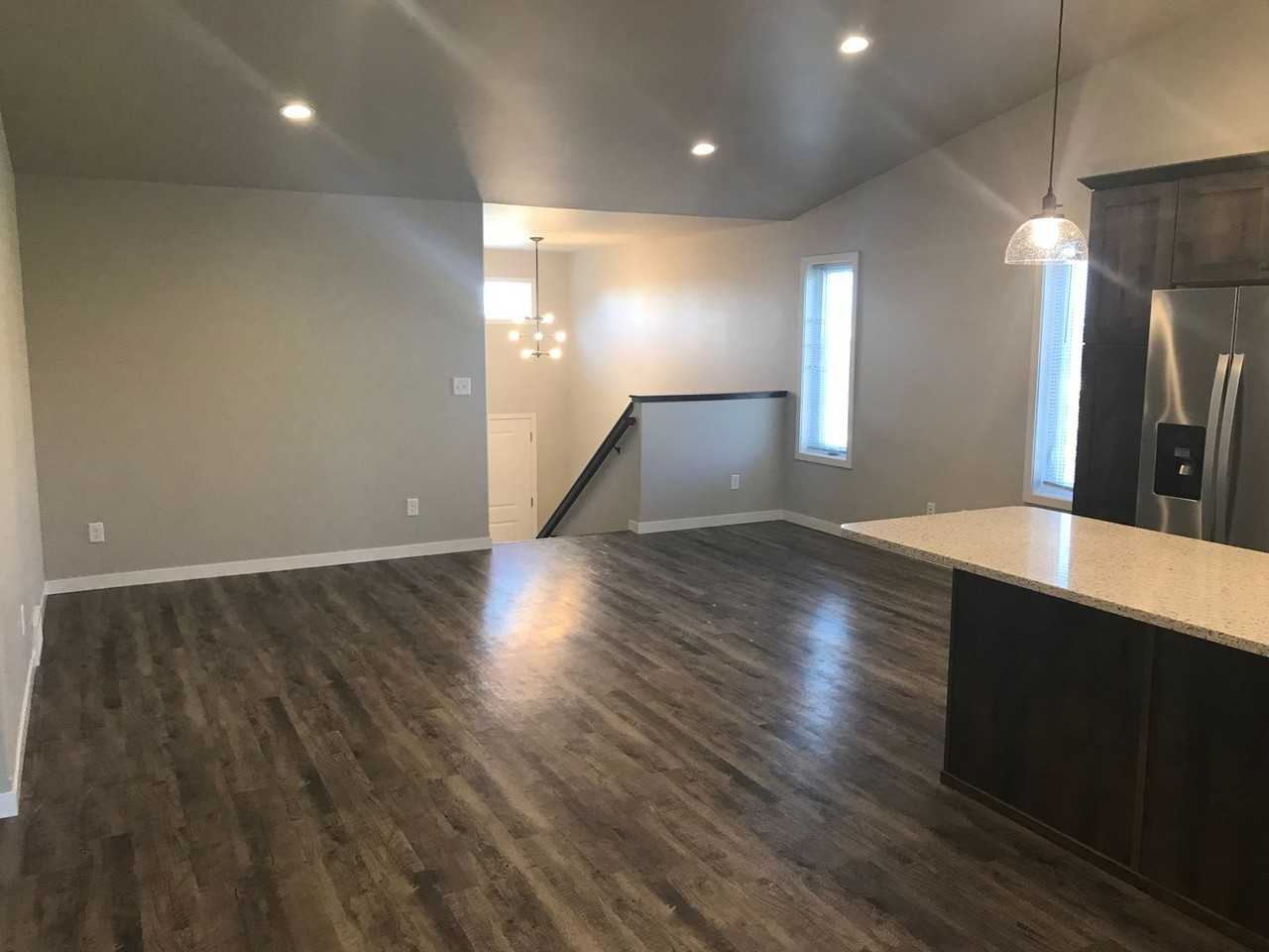 5856 Deb Dr W - Photo 3 of 34