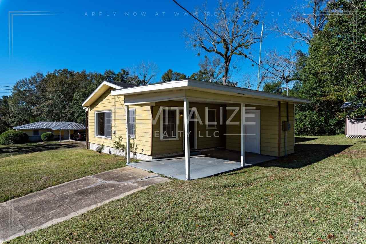 4000 Oak Lane Cir E - Photo 3 of 37