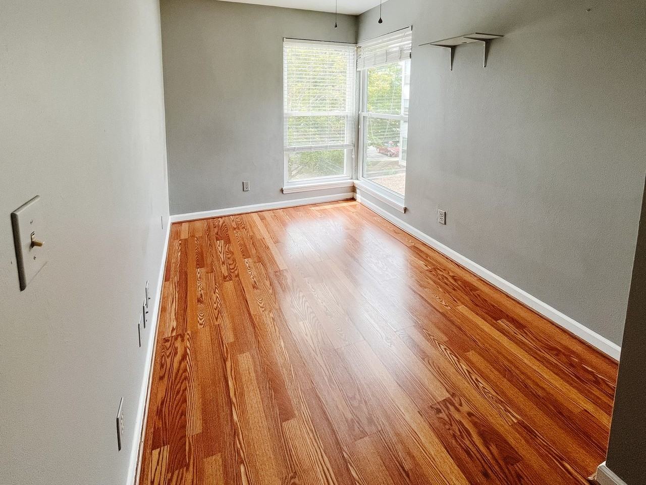 1440 Seneca Dr Apt F - Photo 7 of 15