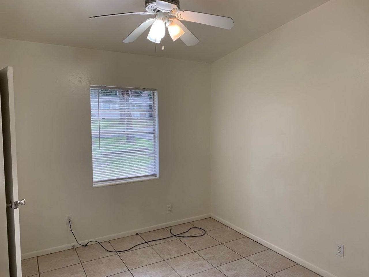 1654 Sharkey St - Photo 7 of 12