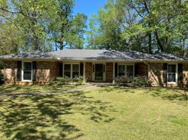 featured image of 105 Kimberly Dr