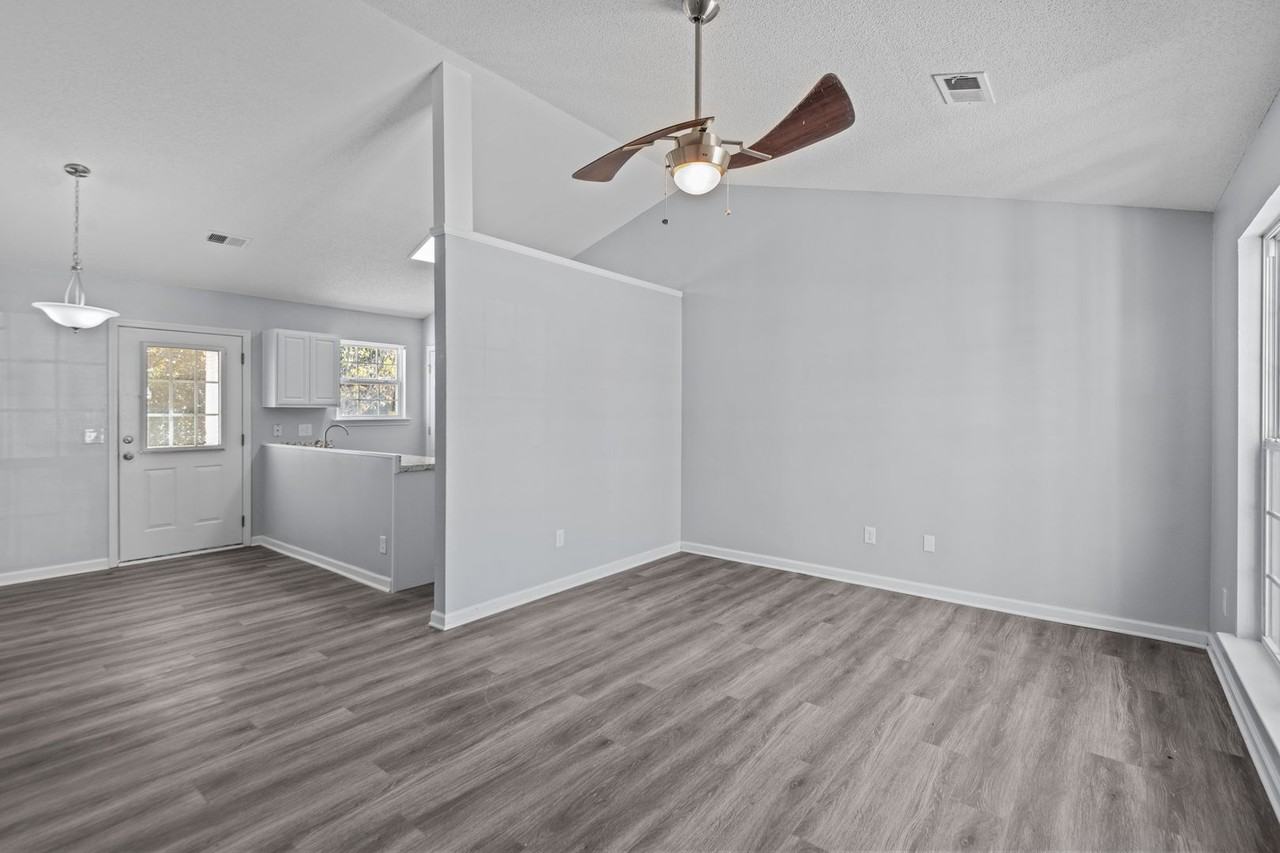 190 Youpon Dr - Photo 6 of 30