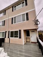 featured image of 1222B E Fir St