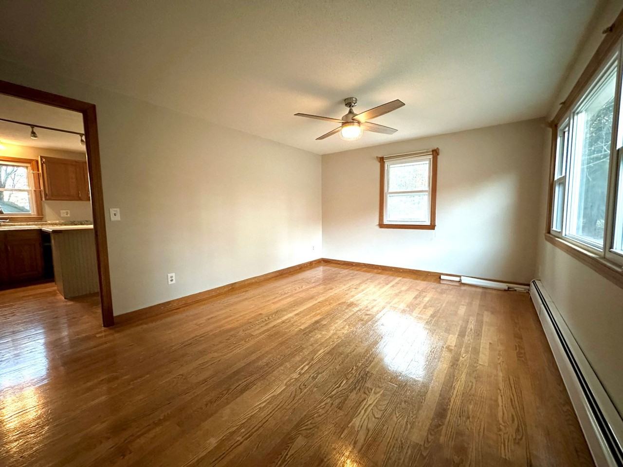 18 Ward Ave - Photo 3 of 16