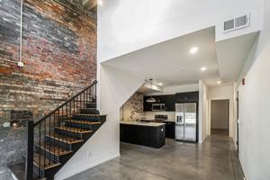 featured image of 2645 Madison Ave