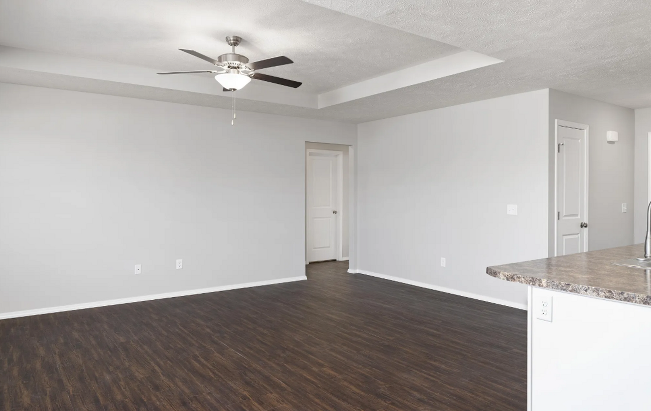 1105 Abbey St - Photo 6 of 18