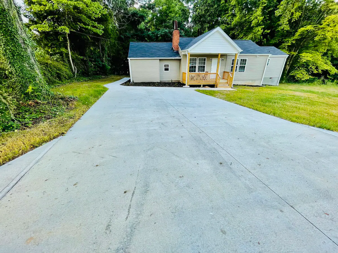 1723 Velma Ave - Photo 3 of 13