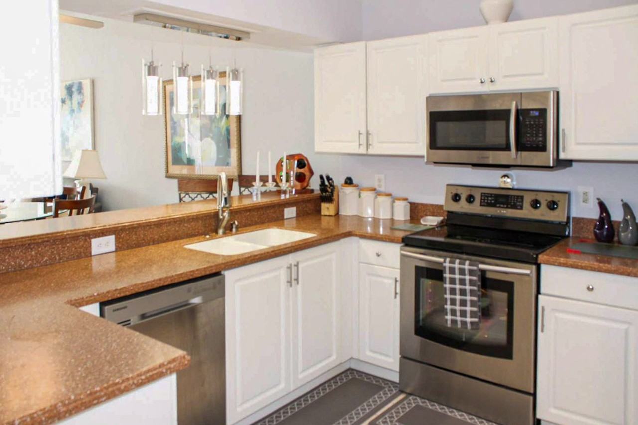 885 New Waterford Dr #201 - Photo 6 of 25