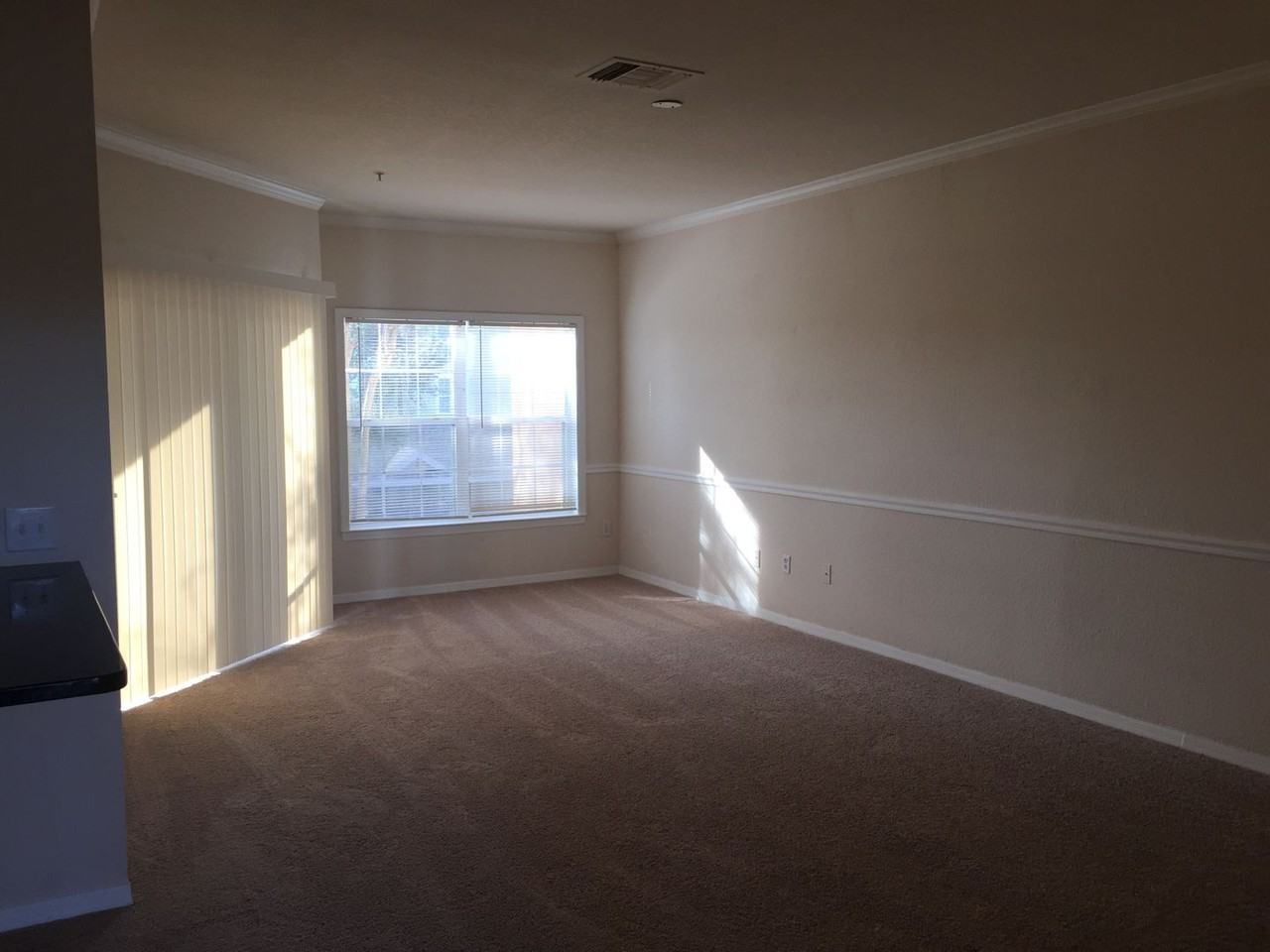 3719 Conroy Rd - Photo 2 of 12