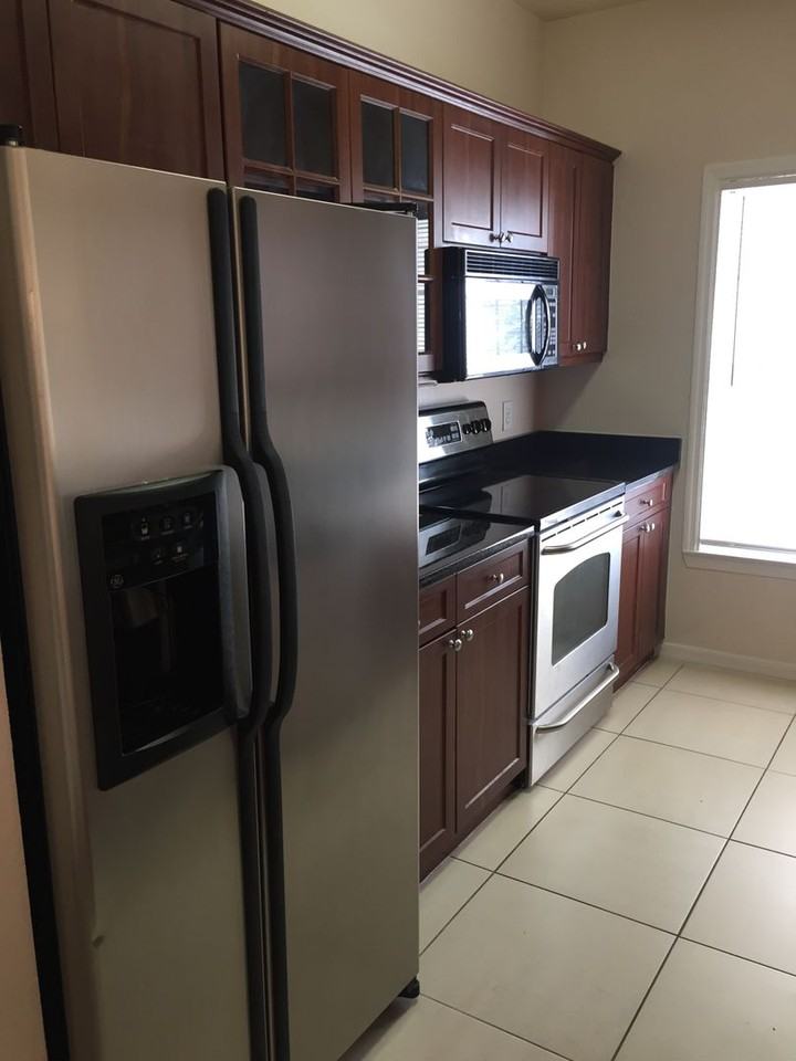 3719 Conroy Rd - Photo 4 of 12