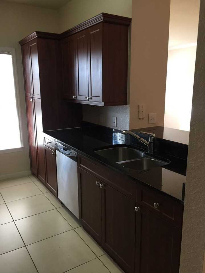 3719 Conroy Rd - Photo 5 of 12