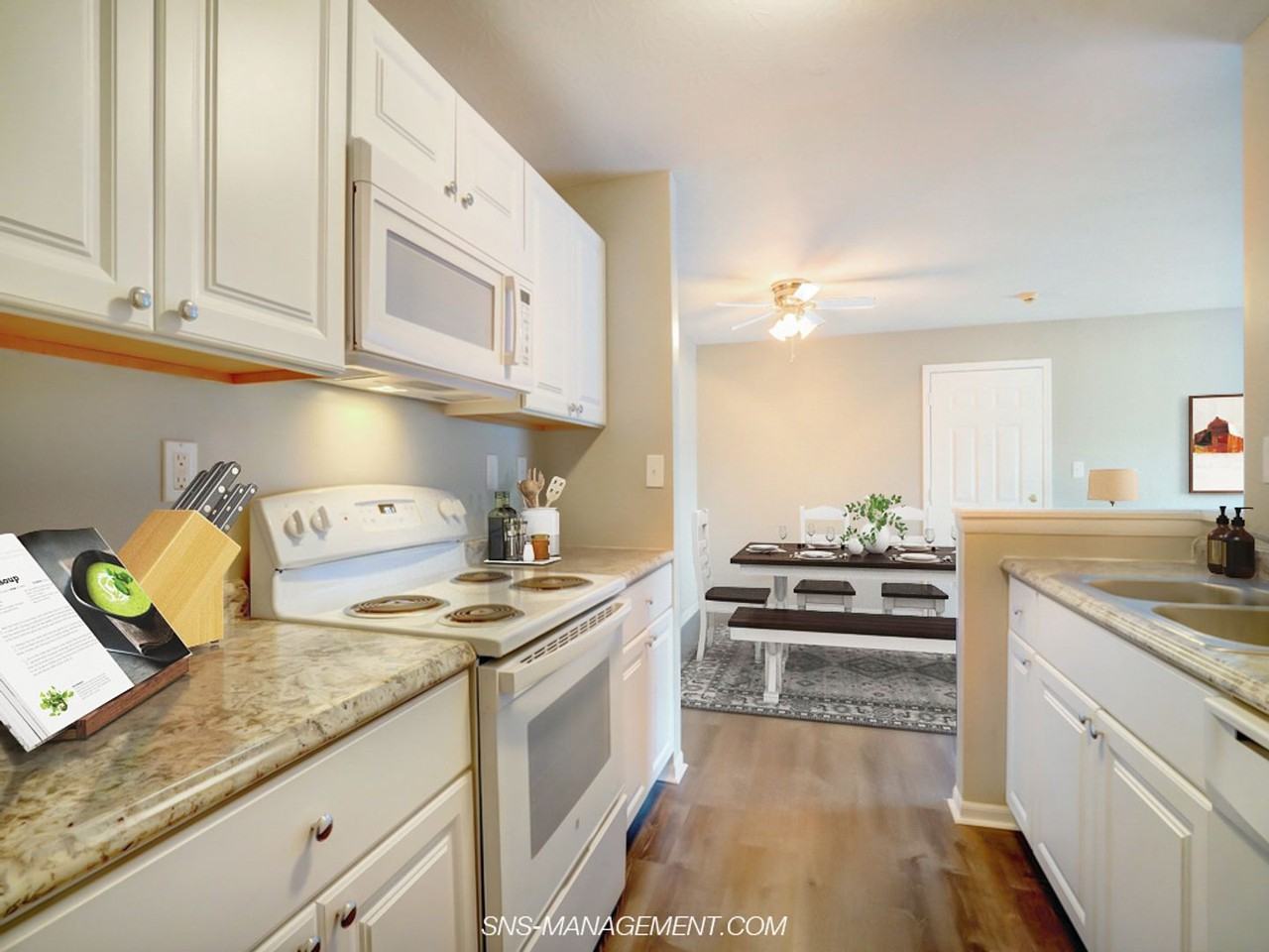 Southland Greens Apartments - Photo 6 of 21