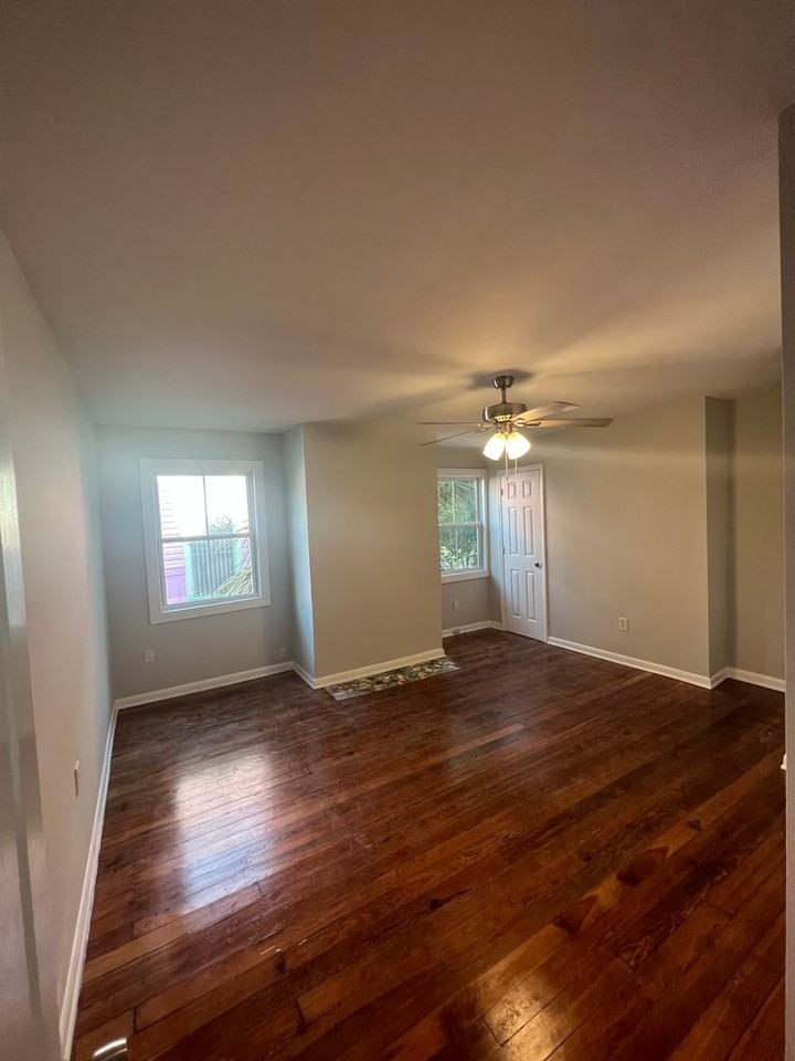 405 E Duffy St - Photo 6 of 17