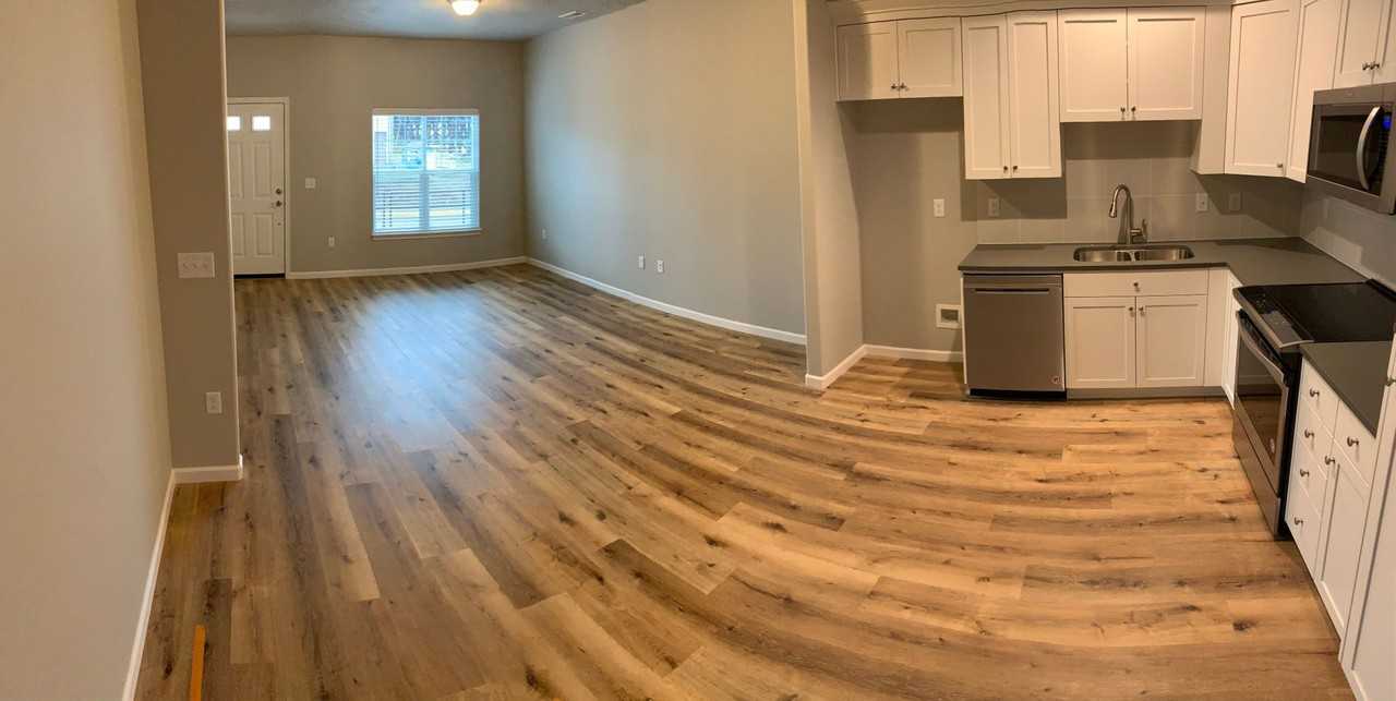 863 Water Ave Ne - Photo 3 of 20