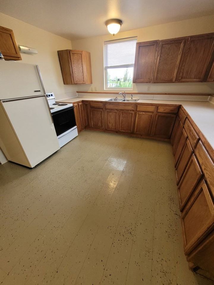41 Grenz Dr - Photo 3 of 10