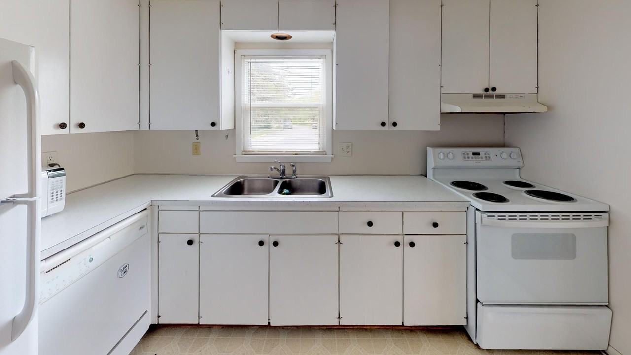 4203 Toronto St - Photo 2 of 12