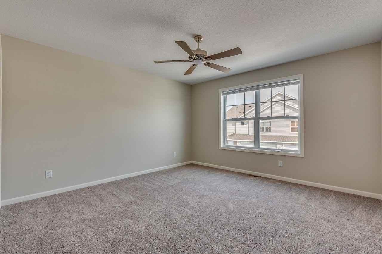 12654 Pond View Rd - Photo 6 of 19