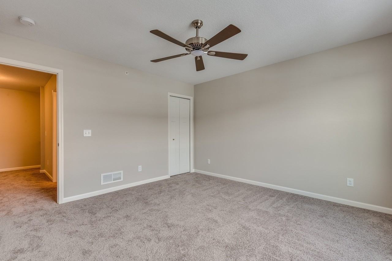 12654 Pond View Rd - Photo 7 of 19