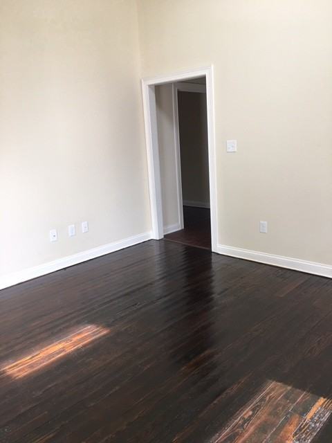 623 Addison Ave - Photo 3 of 6
