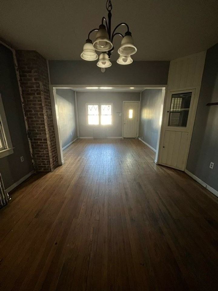 42 E Water St - Photo 3 of 9