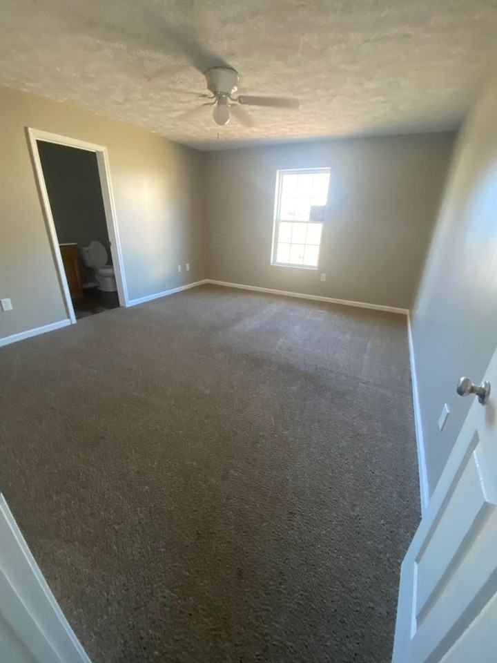 2022 Jonathon Dr - Photo 3 of 13