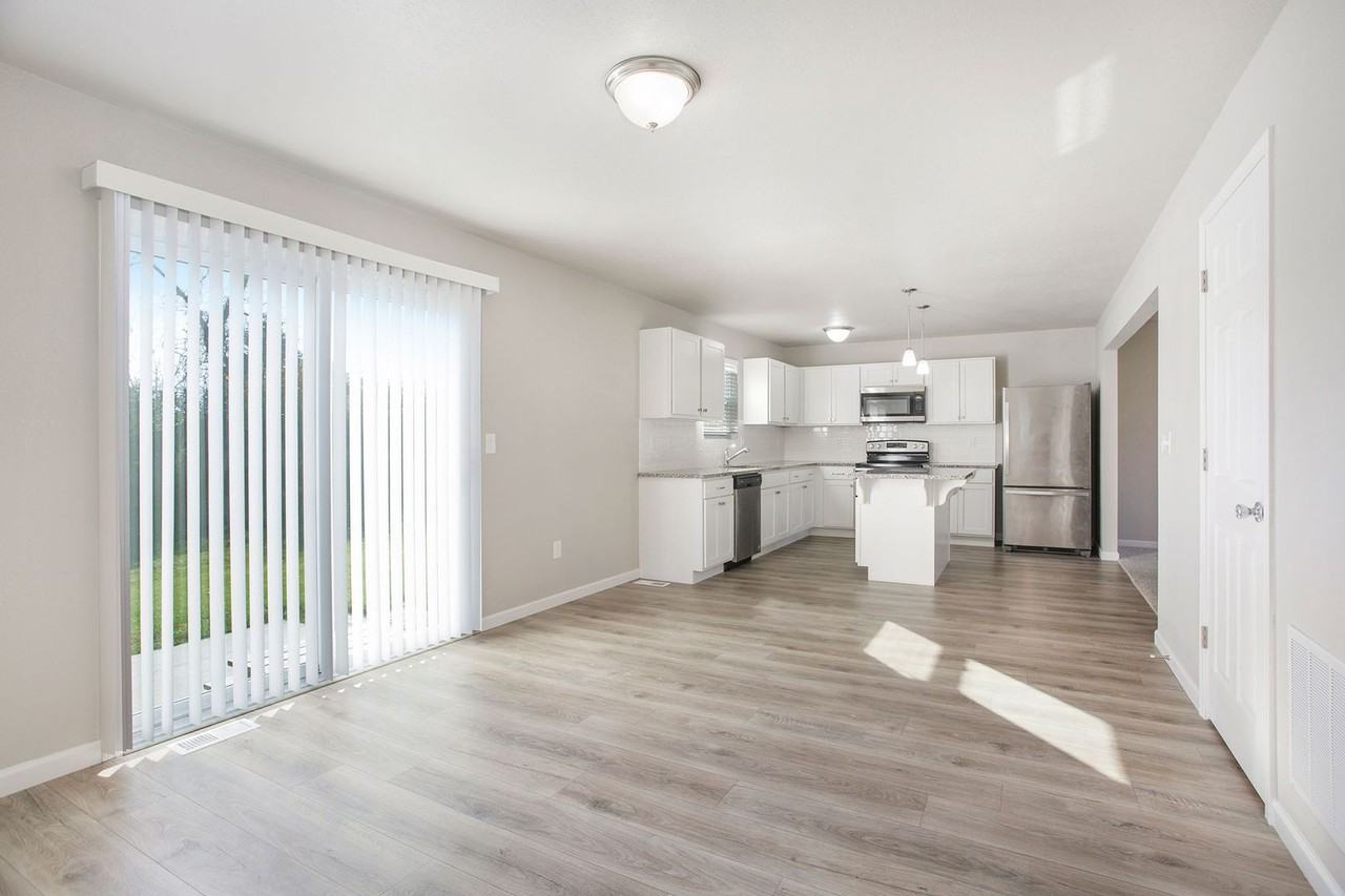 5524 Eagle Glen Dr Sw - Photo 4 of 19