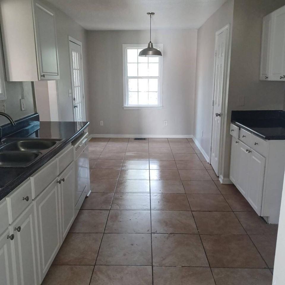 4281 Kimball Rd Sw - Photo 2 of 7