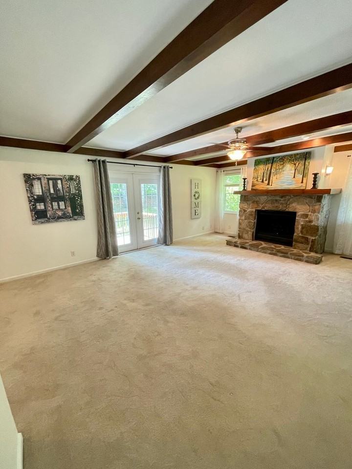 17 Killearn Court - Photo 3 of 9