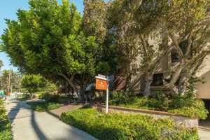 featured image of 1011 5th St #4