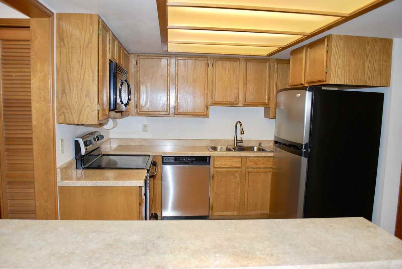 9910 Ne 119th St #202 - Photo 4 of 9