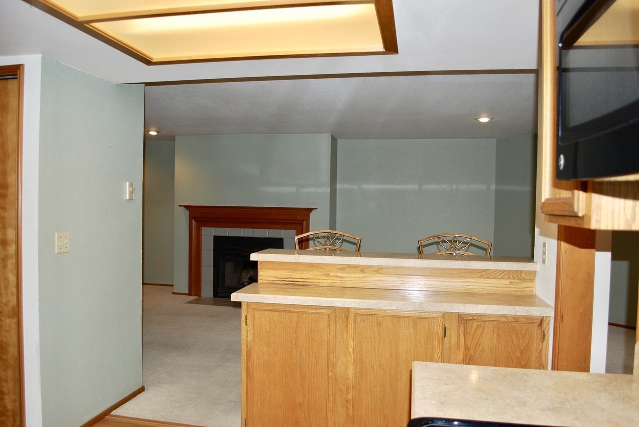 9910 Ne 119th St #202 - Photo 5 of 9