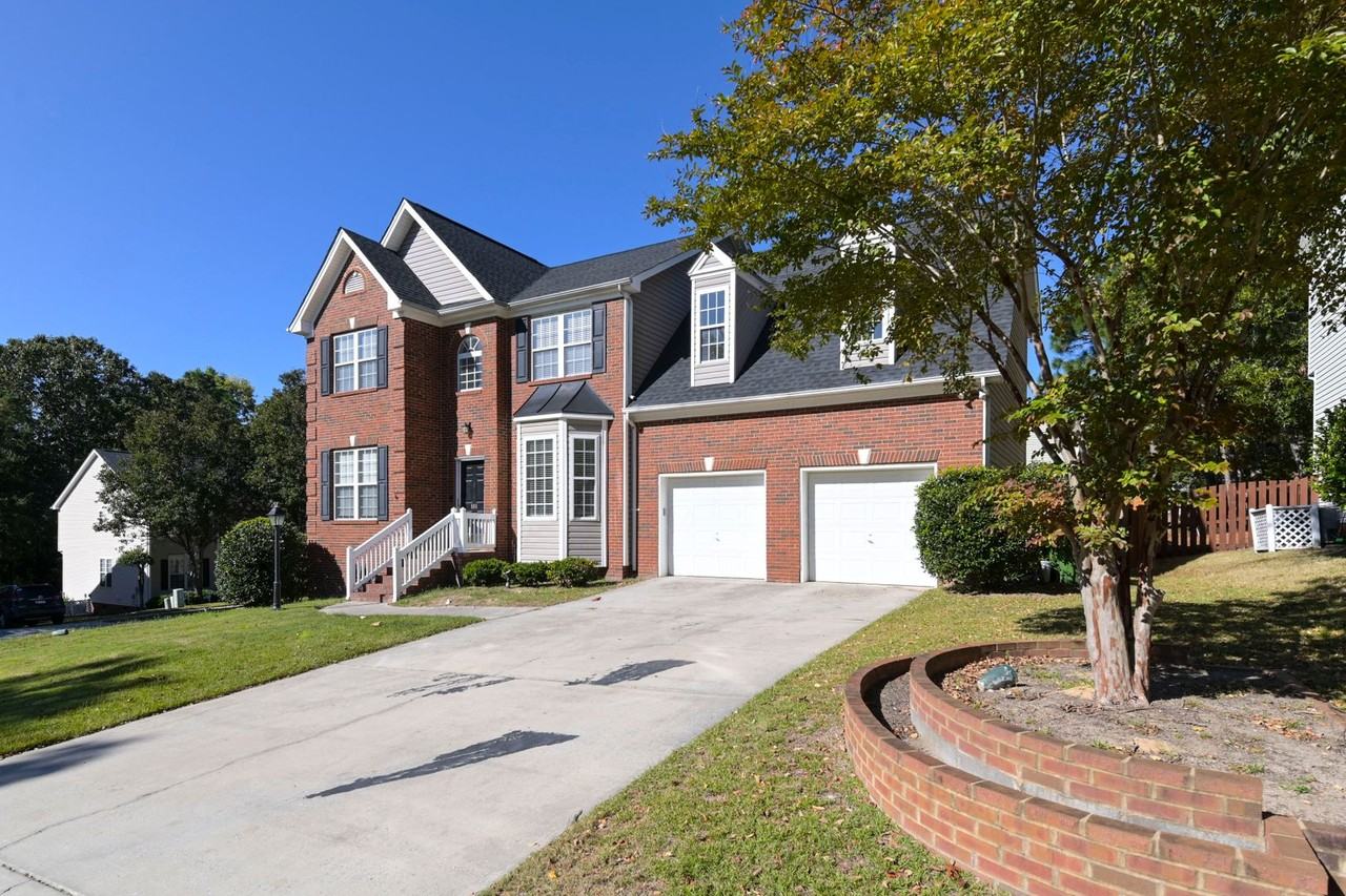 101 Water Hickory Way - Photo 2 of 46